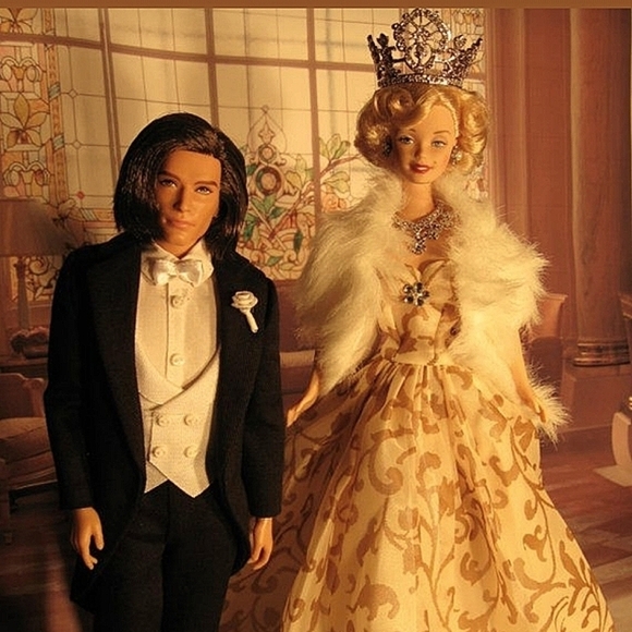 NEW OOAK ELEGANT DRESSED BARBIE DOLL W/ UPDOS IN GOWNS & ACCESSORIES $175 EACH - Picture 9 of 16